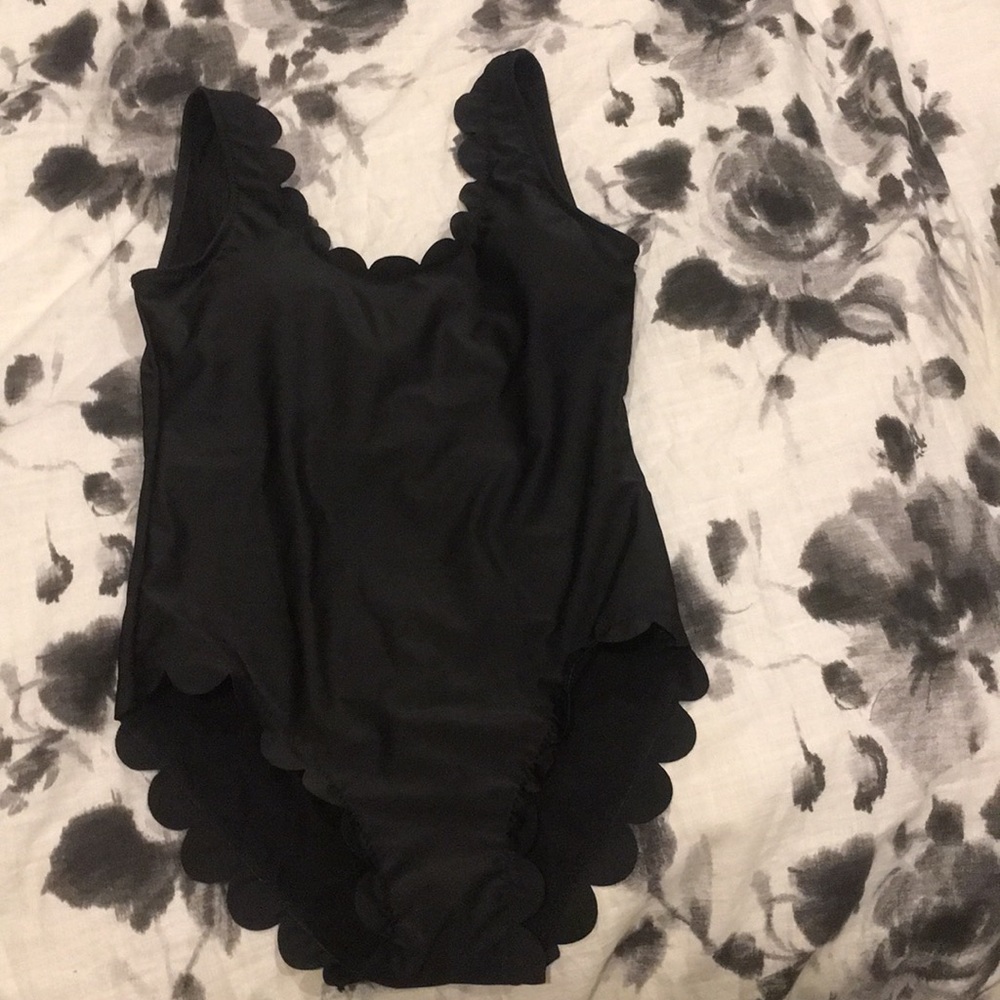 Low back scalloped bathing suit padded
